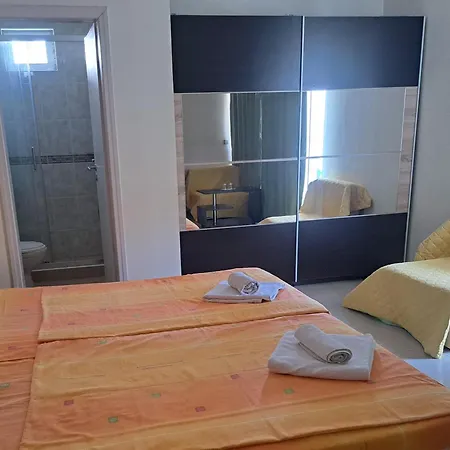 Pensionat Paskal Slăntjev Brjag